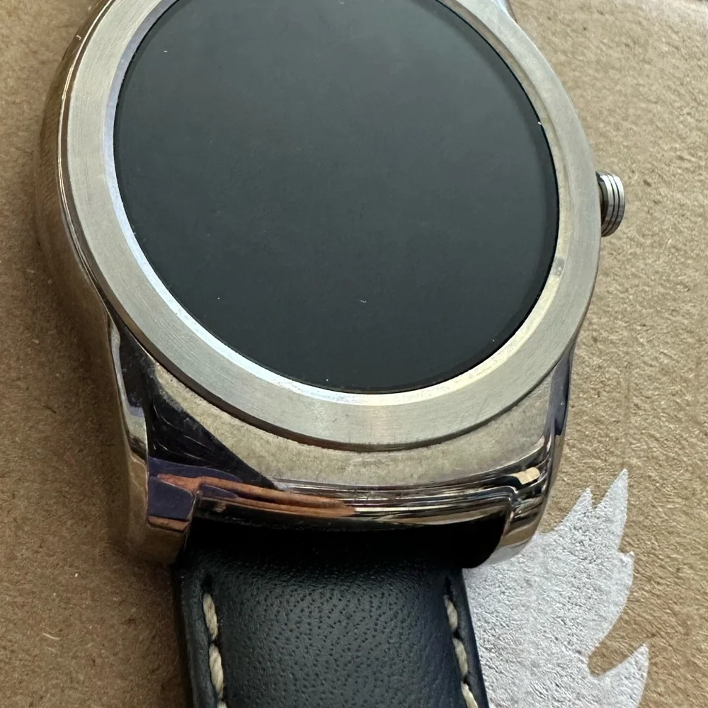 LG Silver/Black Smartwatch